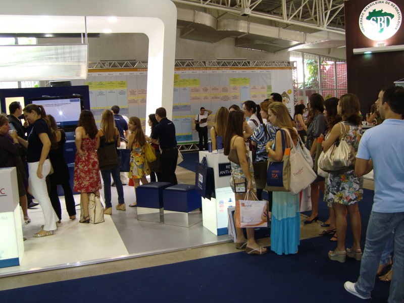 Simuladores interativos personalizados para qualquer necessidade e formato! Treinamentos, entretenimento, Apresentações...